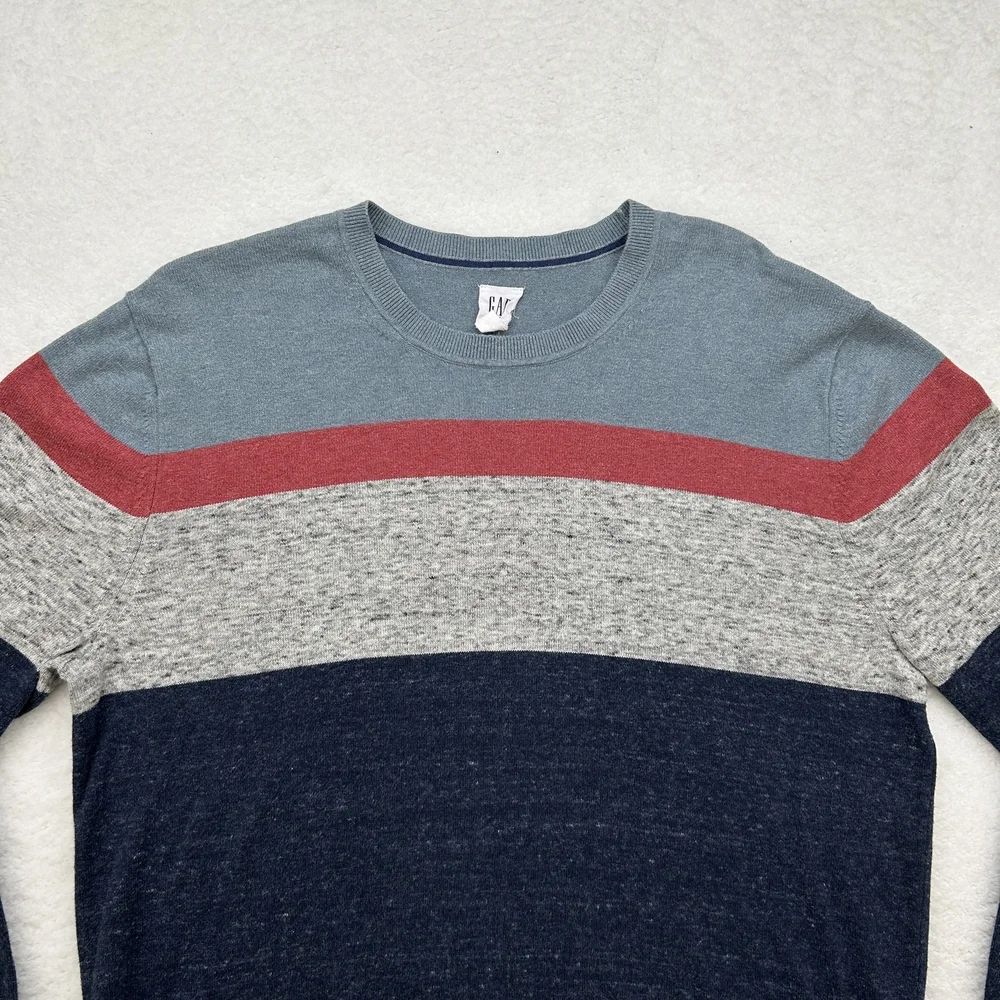 GAP sweater mens